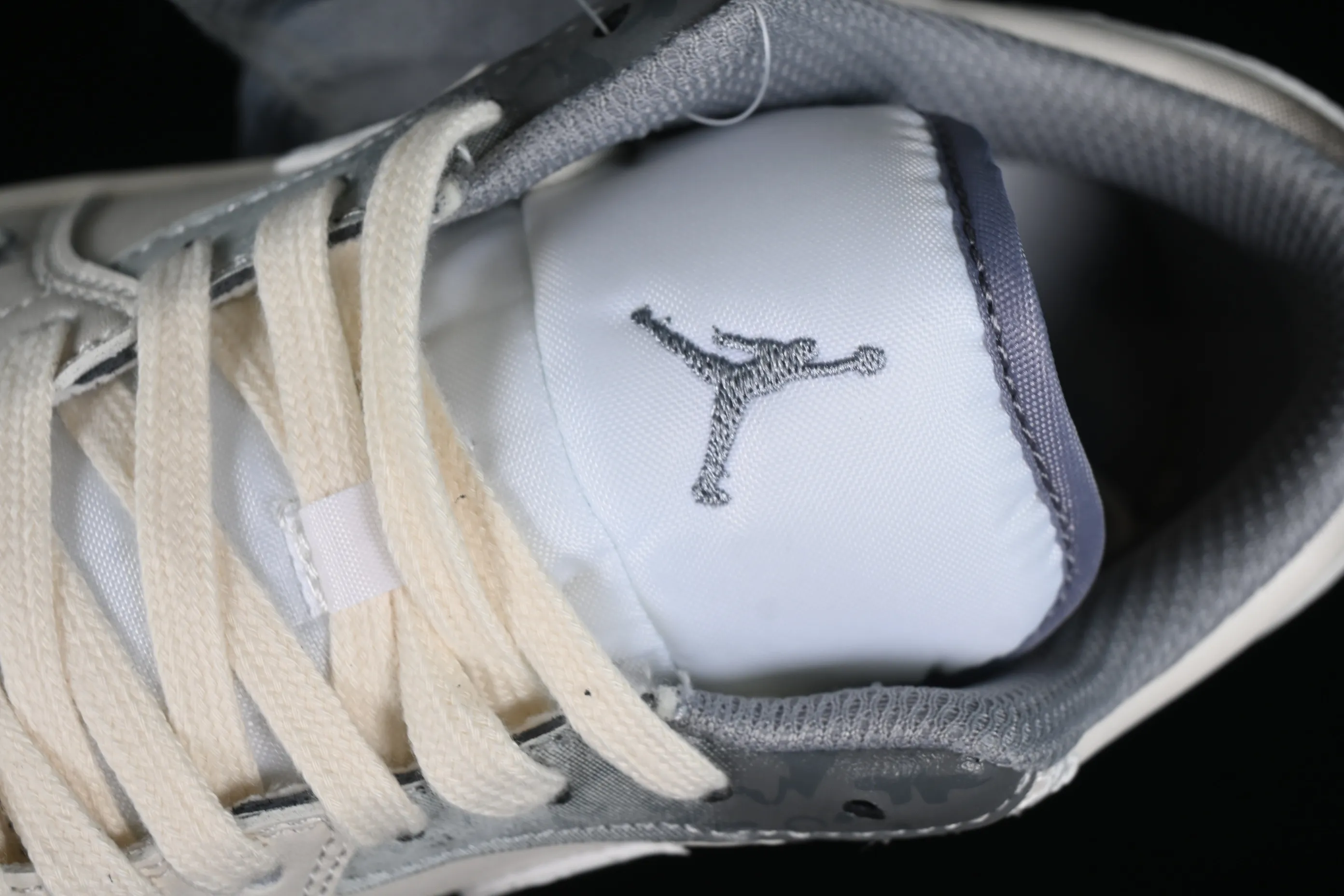 All categories Air Jordan Jordan series basketball shoes Air Jordan 1 Low Air Jordan 1 Low AJ1 Joe 1 Panda Prank Modern Wei Realm Gray Series Perseverance Flower Low-top cultural casual sneakers 553560-053